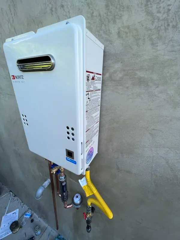 Tankless water heater installation for City View homes